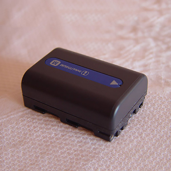 sports camera battery